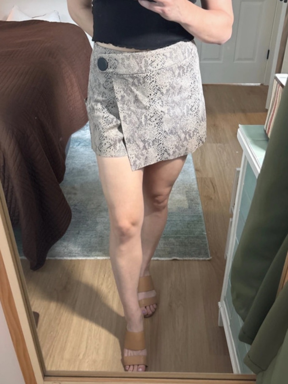 DO+BE Taupe Snake Print Wrap Skort